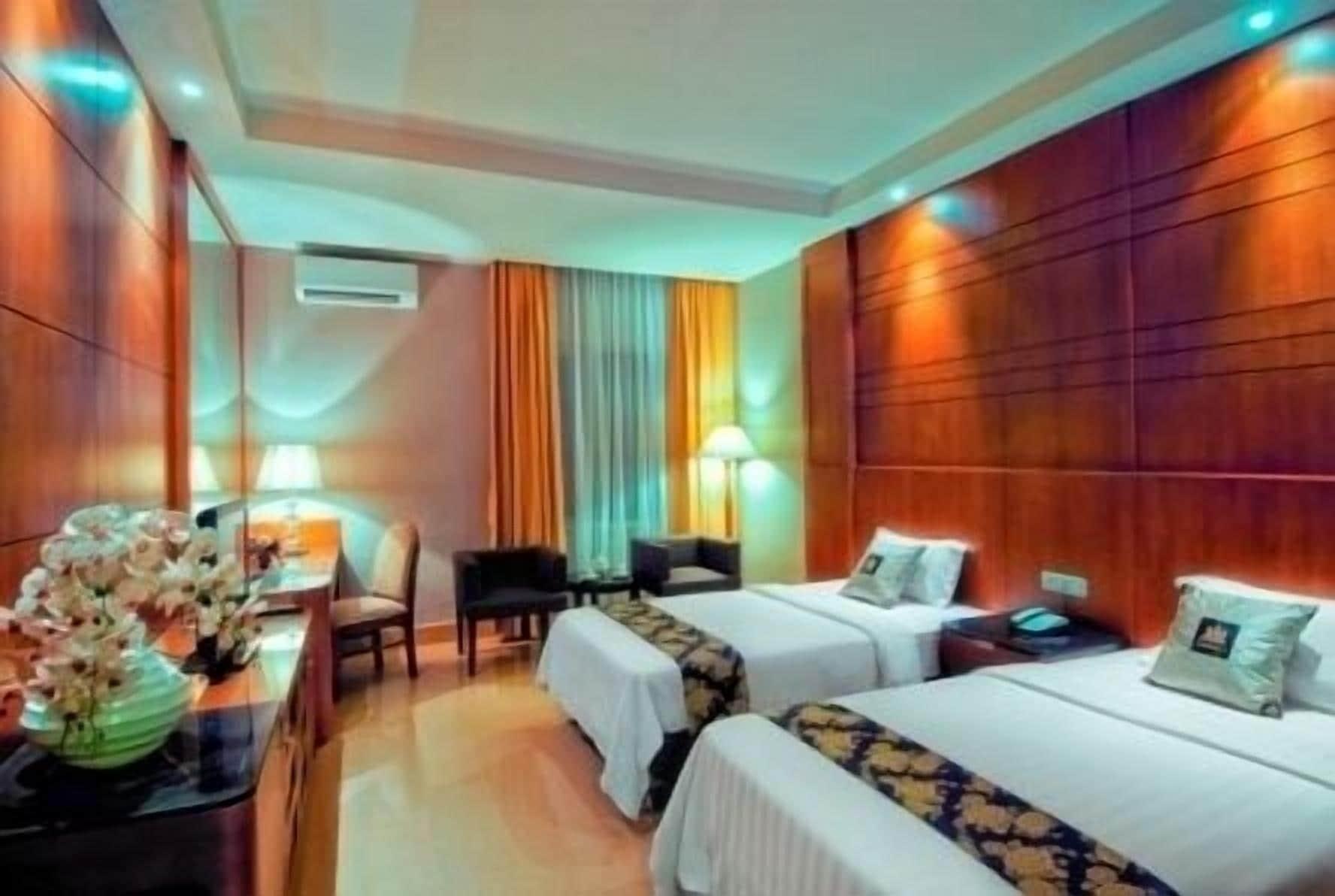 Grand Sakura Hotel Medan Exterior foto