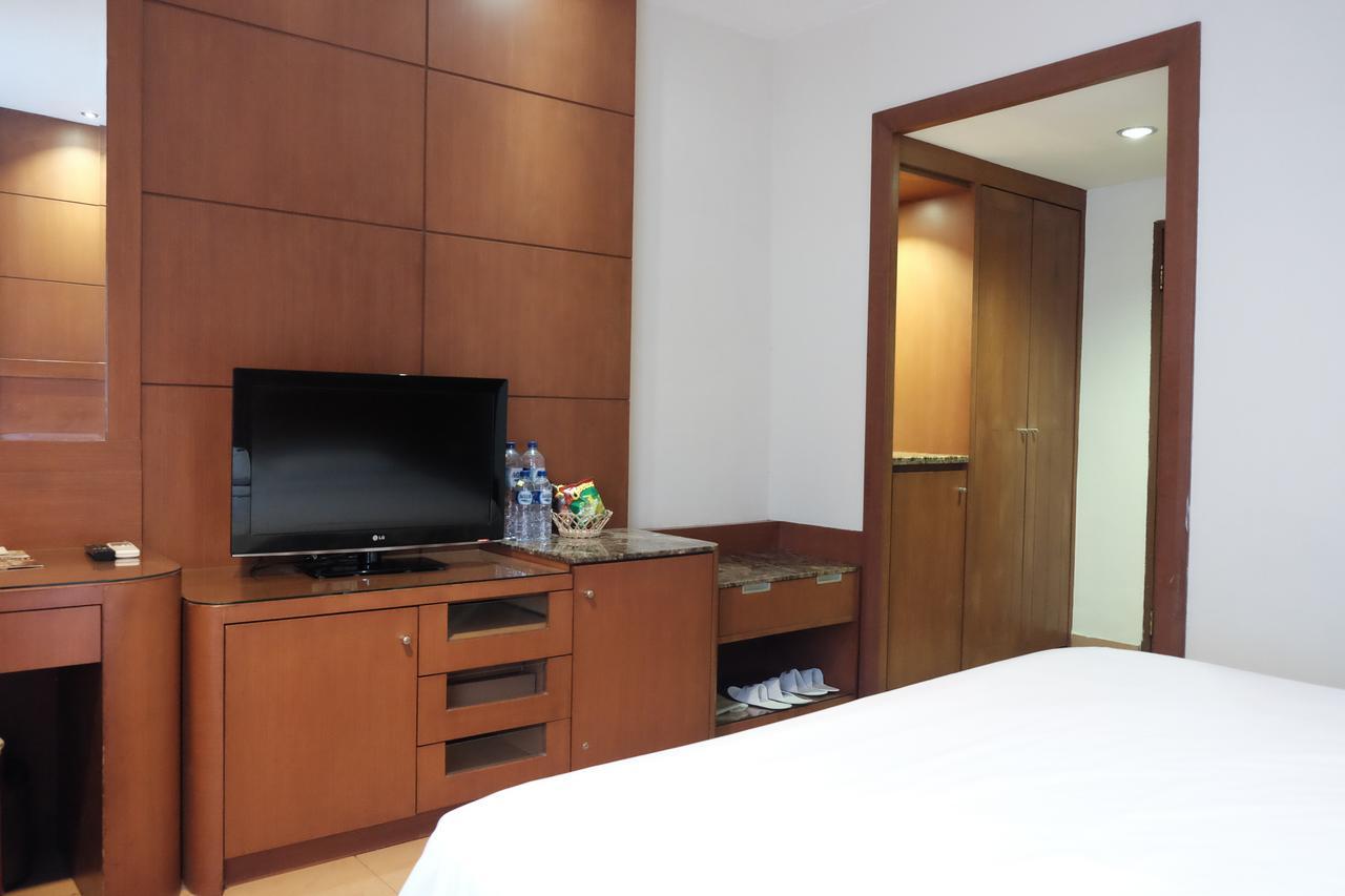 Grand Sakura Hotel Medan Exterior foto